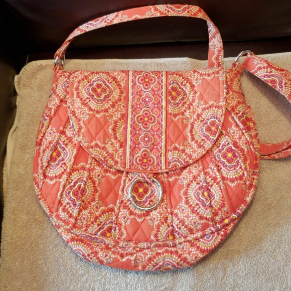 Vera Bradley Handbags - Vera Bradley bag